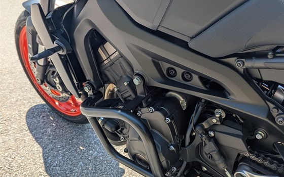 Gebrauchtmotorrad Yamaha MT-09 - Bild 8 Gebrauchtmotorrad Yamaha MT-09 - Bild 8