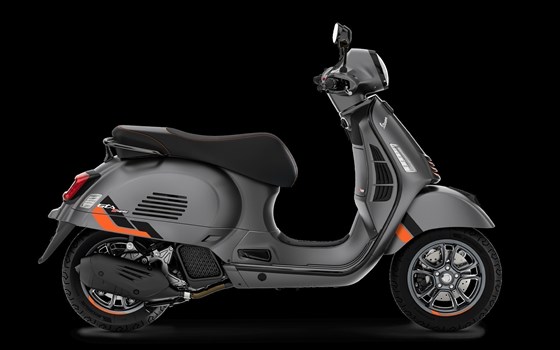 Neufahrzeug Vespa GTS 125 Super Sport - Bild 1 Neufahrzeug Vespa GTS 125 Super Sport - Bild 1