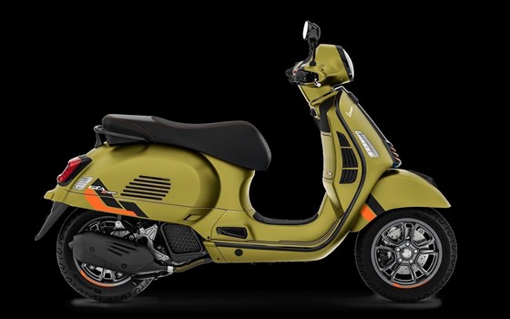 Neufahrzeug Vespa GTS 125 Super Sport - Bild 5 Neufahrzeug Vespa GTS 125 Super Sport - Bild 5