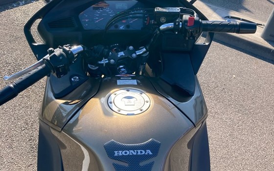 Gebrauchtmotorrad Honda NT 650V Deauville - Bild 6 Gebrauchtmotorrad Honda NT 650V Deauville - Bild 6