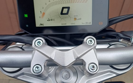 Neufahrzeug Voge R625 - Bild 12