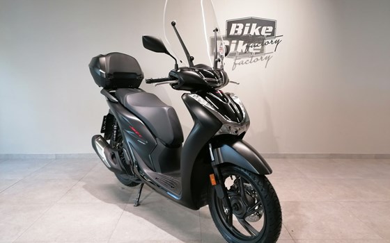 Gebrauchtmotorrad Honda SH150i - Bild 1 Gebrauchtmotorrad Honda SH150i - Bild 1