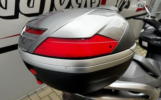 Gebrauchtmotorrad Suzuki Burgman 400 - Bild 9