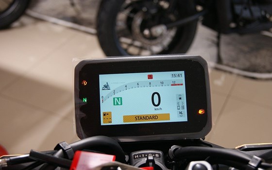 Neufahrzeug Honda CB1000 Hornet - Bild 11