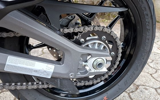 Gebrauchtmotorrad Ducati Multistrada V2 S - Bild 2 Gebrauchtmotorrad Ducati Multistrada V2 S - Bild 2