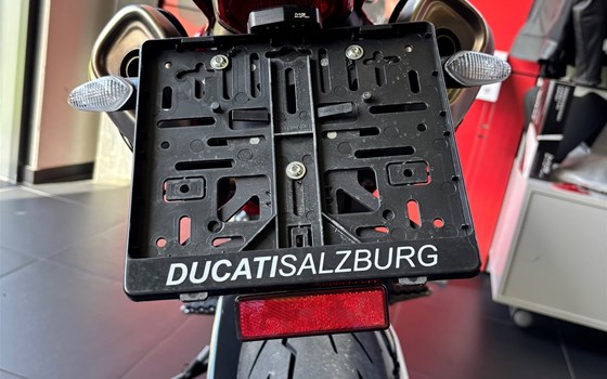 Gebrauchtmotorrad Ducati Hypermotard 698 Mono - Bild 5 Gebrauchtmotorrad Ducati Hypermotard 698 Mono - Bild 5