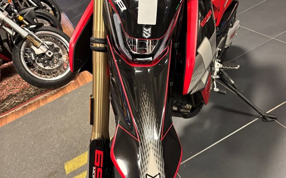 Gebrauchtmotorrad Ducati Hypermotard 698 Mono - Bild 8