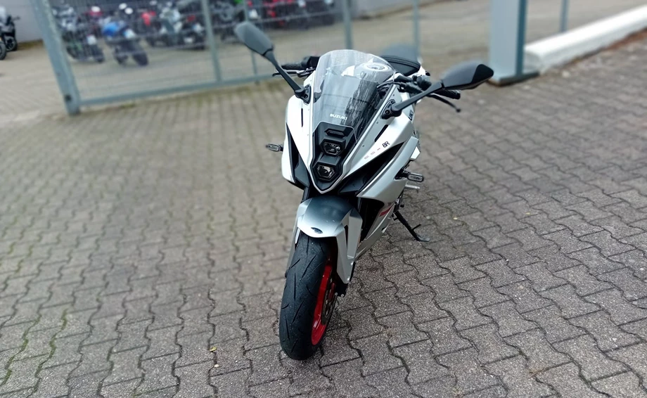 Angebot Suzuki GSX-8R Bild 2: Angebot Suzuki GSX-8R