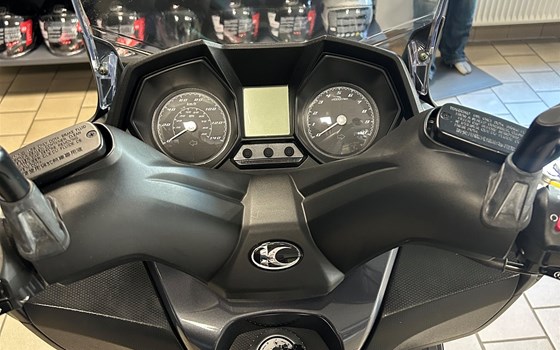 Gebrauchtmotorrad Kymco New Downtown 125i ABS - Bild 5