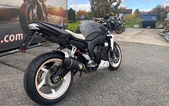 Gebrauchtmotorrad Yamaha FZ1 - Bild 4 Gebrauchtmotorrad Yamaha FZ1 - Bild 4
