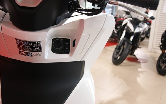 Neufahrzeug Honda PCX125 DX - Bild 7