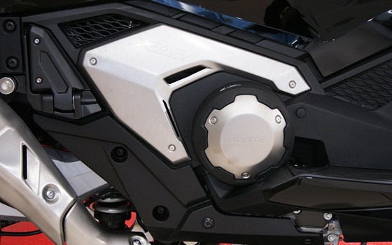 Gebrauchtmotorrad Honda X-ADV - Bild 4 Gebrauchtmotorrad Honda X-ADV - Bild 4