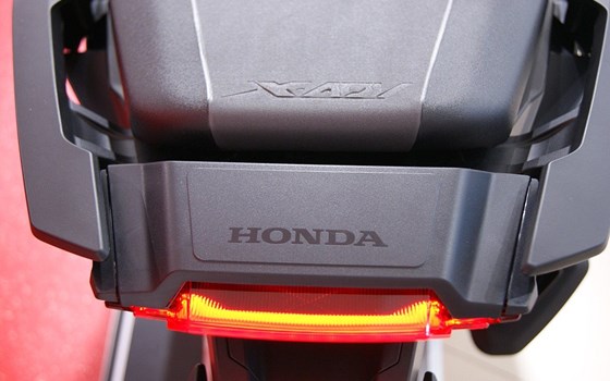 Gebrauchtmotorrad Honda X-ADV - Bild 5 Gebrauchtmotorrad Honda X-ADV - Bild 5
