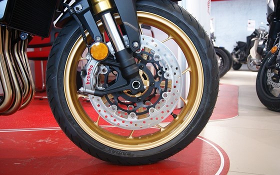 Gebrauchtmotorrad Honda CB1000 Hornet SP - Bild 8