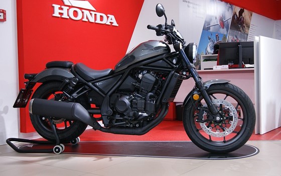 Gebrauchtmotorrad Honda CMX1100 Rebel DCT - Bild 2 Gebrauchtmotorrad Honda CMX1100 Rebel DCT - Bild 2