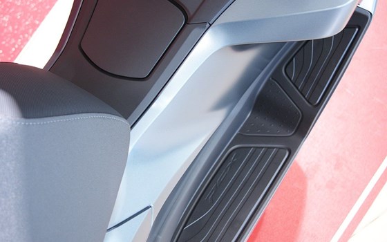 Neufahrzeug Honda PCX125 DX - Bild 6