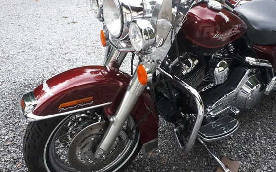 Gebrauchtmotorrad Harley-Davidson Road King Classic FLHRC - Bild 1