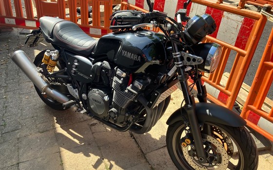 Gebrauchtmotorrad Yamaha XJR 1300 - Bild 2
