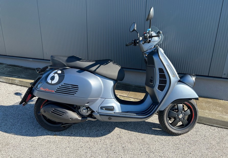 Vespa GTV Sei Giorni 300hpe (grau)