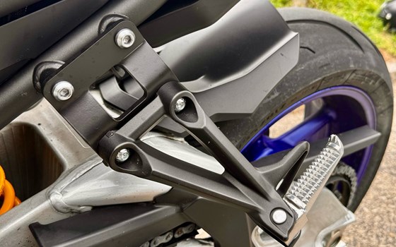 Gebrauchtmotorrad Yamaha MT-10 SP - Bild 2 Gebrauchtmotorrad Yamaha MT-10 SP - Bild 2