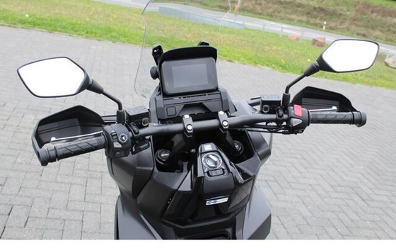 Gebrauchtmotorrad Honda ADV350 - Bild 12