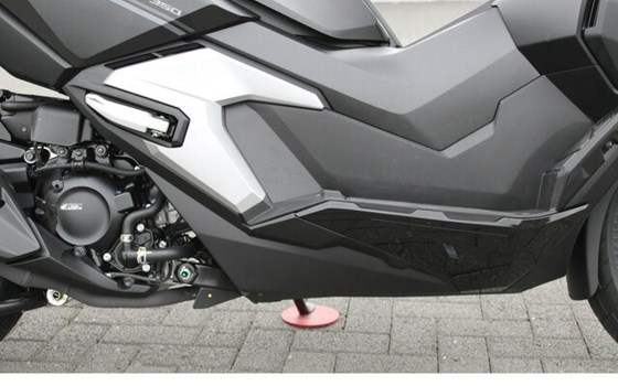 Gebrauchtmotorrad Honda ADV350 - Bild 7