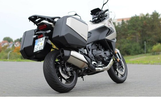 Gebrauchtmotorrad Honda NT1100 DCT Electronic Suspension - Bild 17