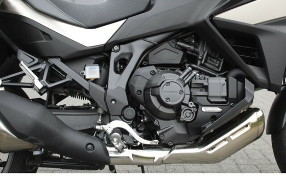 Gebrauchtmotorrad Honda NT1100 DCT Electronic Suspension - Bild 7