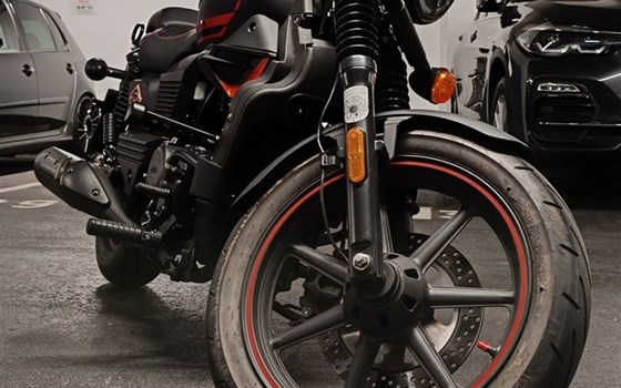 Gebrauchtmotorrad United Motors UM Renegade Vegas 125 - Bild 1 Gebrauchtmotorrad United Motors UM Renegade Vegas 125 - Bild 1