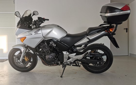 Gebrauchtmotorrad Honda CBF 600 S - Bild 2 Gebrauchtmotorrad Honda CBF 600 S - Bild 2