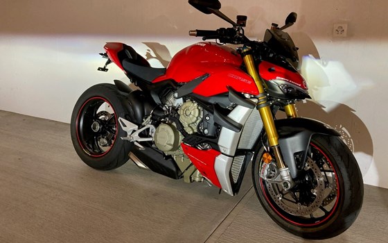 Motorrad Occasion Ducati Streetfighter V4 S - Bild 1