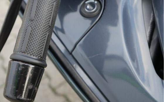 Gebrauchtmotorrad Kawasaki ZZR 1100 - Bild 25