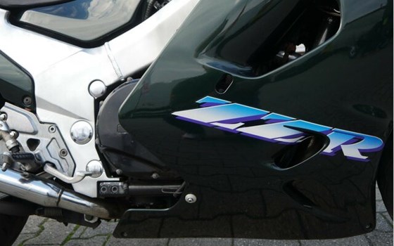 Gebrauchtmotorrad Kawasaki ZZR 1100 - Bild 6