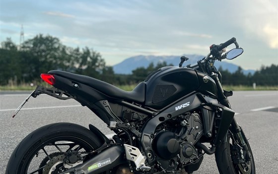 Gebrauchtmotorrad Yamaha MT-09 - Bild 2 Gebrauchtmotorrad Yamaha MT-09 - Bild 2