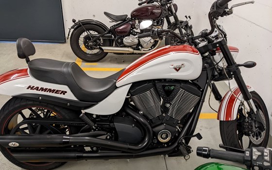 Motorrad Occasion Victory Hammer S - Bild 6