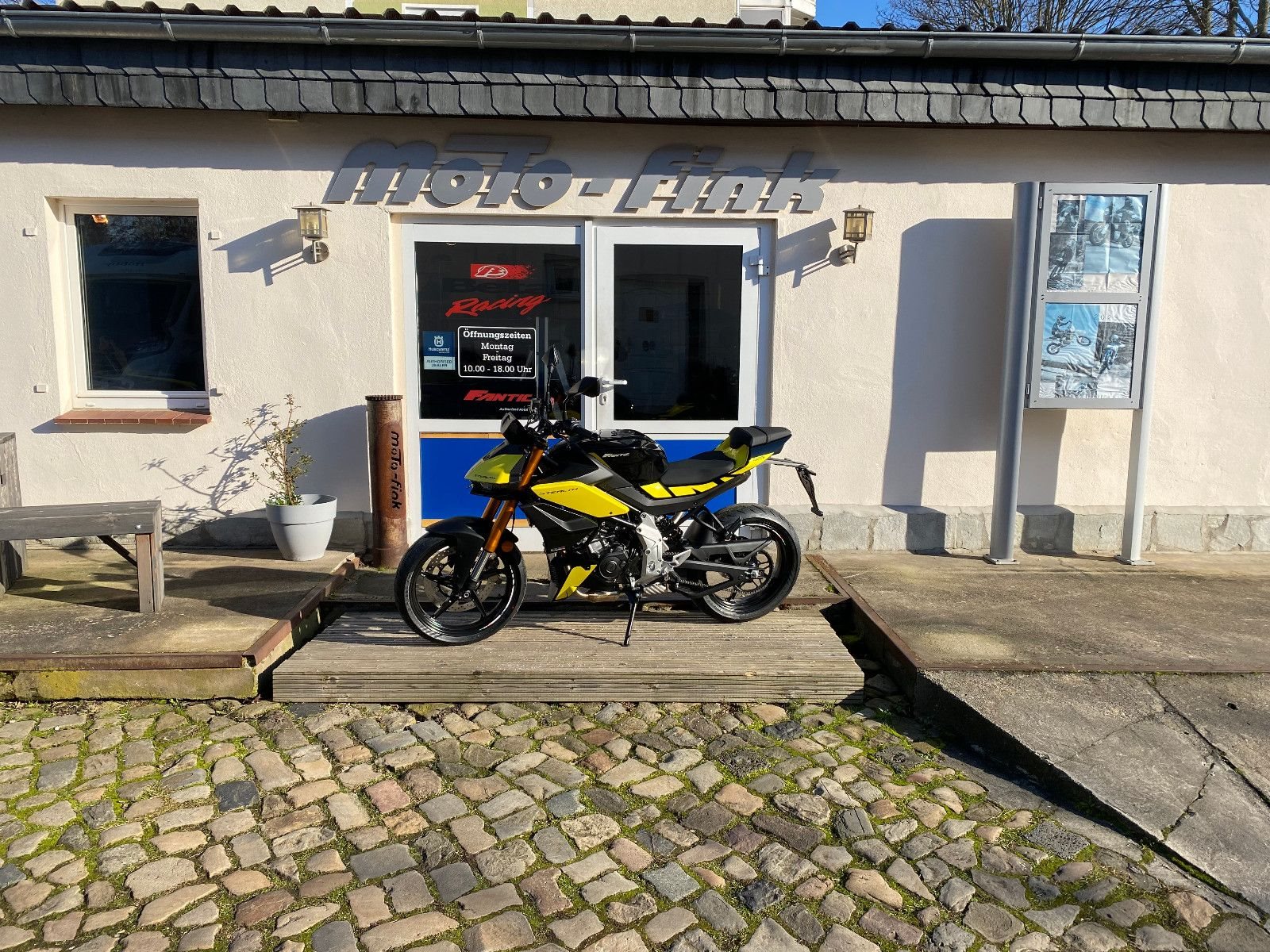 Fantic Stealth 125 
