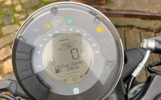 Gebrauchtmotorrad Husqvarna Vitpilen 401 - Bild 5