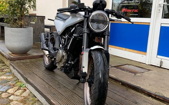 Gebrauchtmotorrad Husqvarna Vitpilen 401 - Bild 7