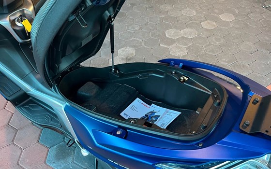 Gebrauchtmotorrad Kymco Downtown 350i - Bild 10