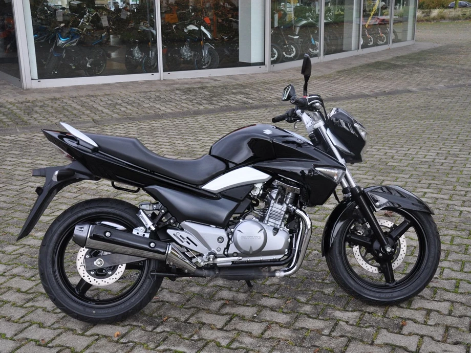 Angebot Suzuki GW250 Inazuma Bild 2: Angebot Suzuki GW250 Inazuma