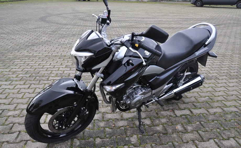 Angebot Suzuki GW250 Inazuma Bild 5: Angebot Suzuki GW250 Inazuma