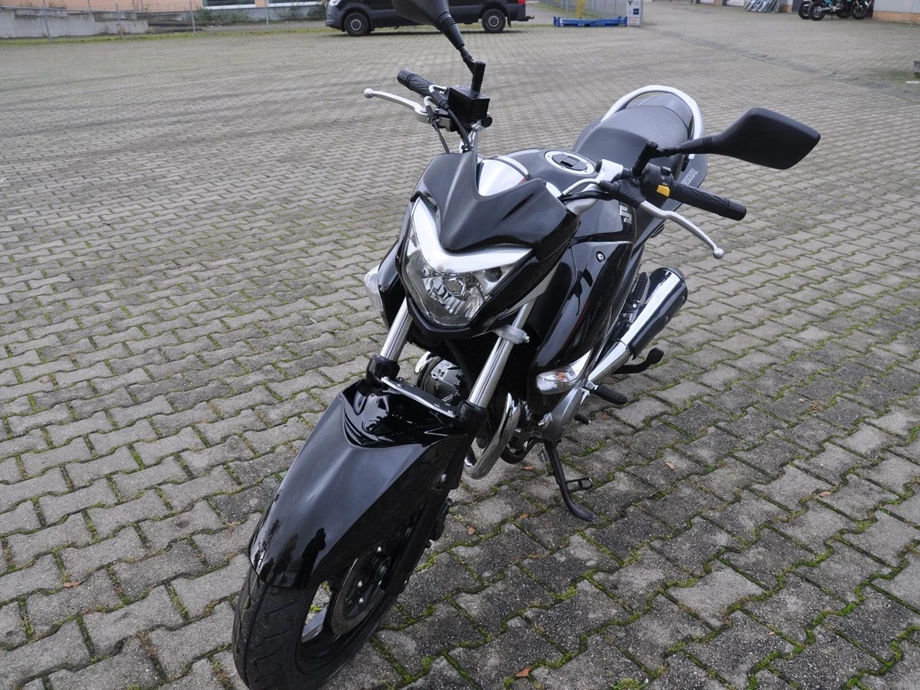 Angebot Suzuki GW250 Inazuma Bild 7: Angebot Suzuki GW250 Inazuma