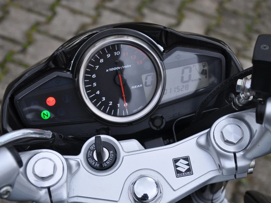 Angebot Suzuki GW250 Inazuma Bild 9: Angebot Suzuki GW250 Inazuma