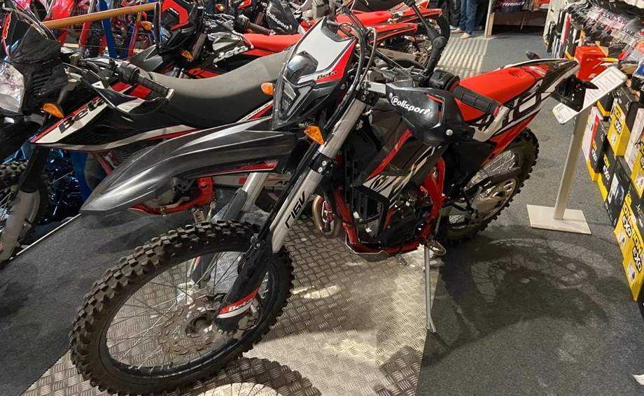 Offer Beta RR 125 4T LC Enduro Bild 2: Offer Beta RR 125 4T LC Enduro