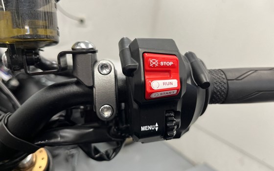 Gebrauchtmotorrad Yamaha XSR900 - Bild 9