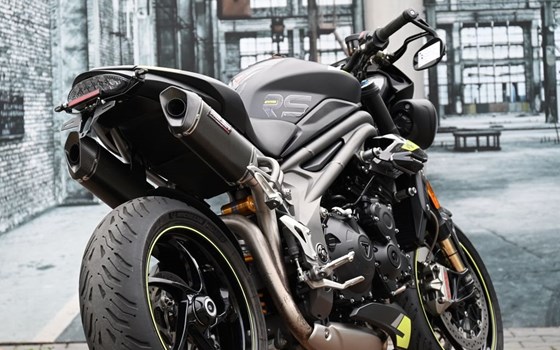 Gebrauchtmotorrad Triumph Speed Triple RS - Bild 11