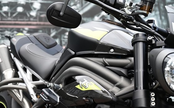 Gebrauchtmotorrad Triumph Speed Triple RS - Bild 5