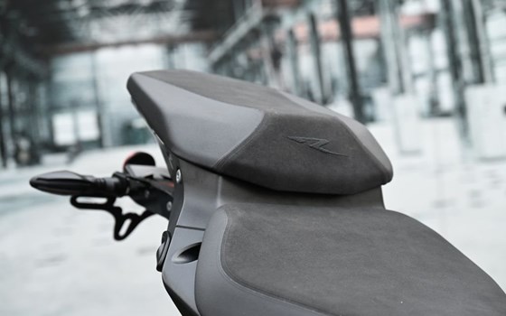 Gebrauchtmotorrad KTM 1290 Super Duke R EVO - Bild 8