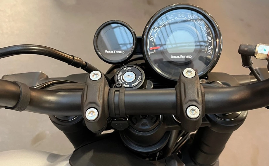 Angebot Royal Enfield Guerrilla 450 Bild 4: Angebot Royal Enfield Guerrilla 450