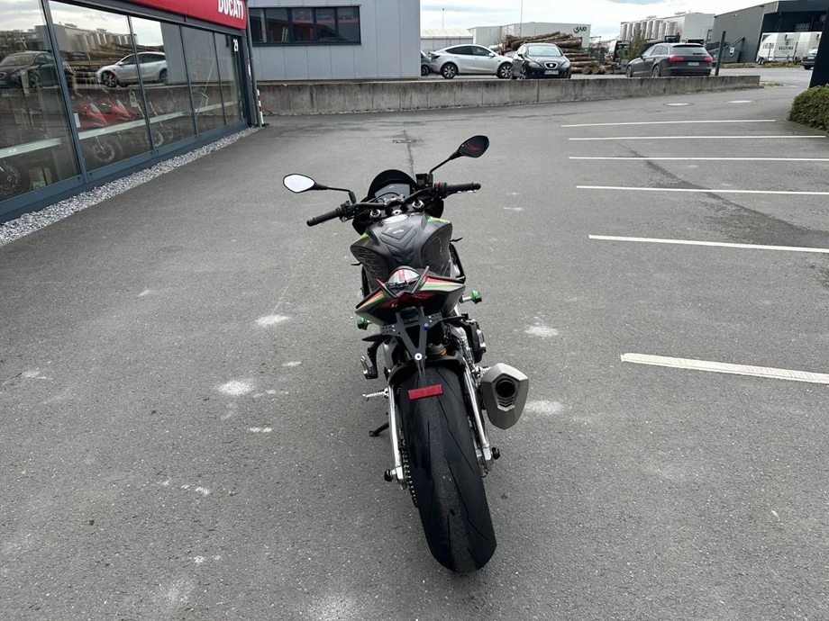 Angebot Aprilia Tuono V4 1100 Factory Bild 6: Angebot Aprilia Tuono V4 1100 Factory